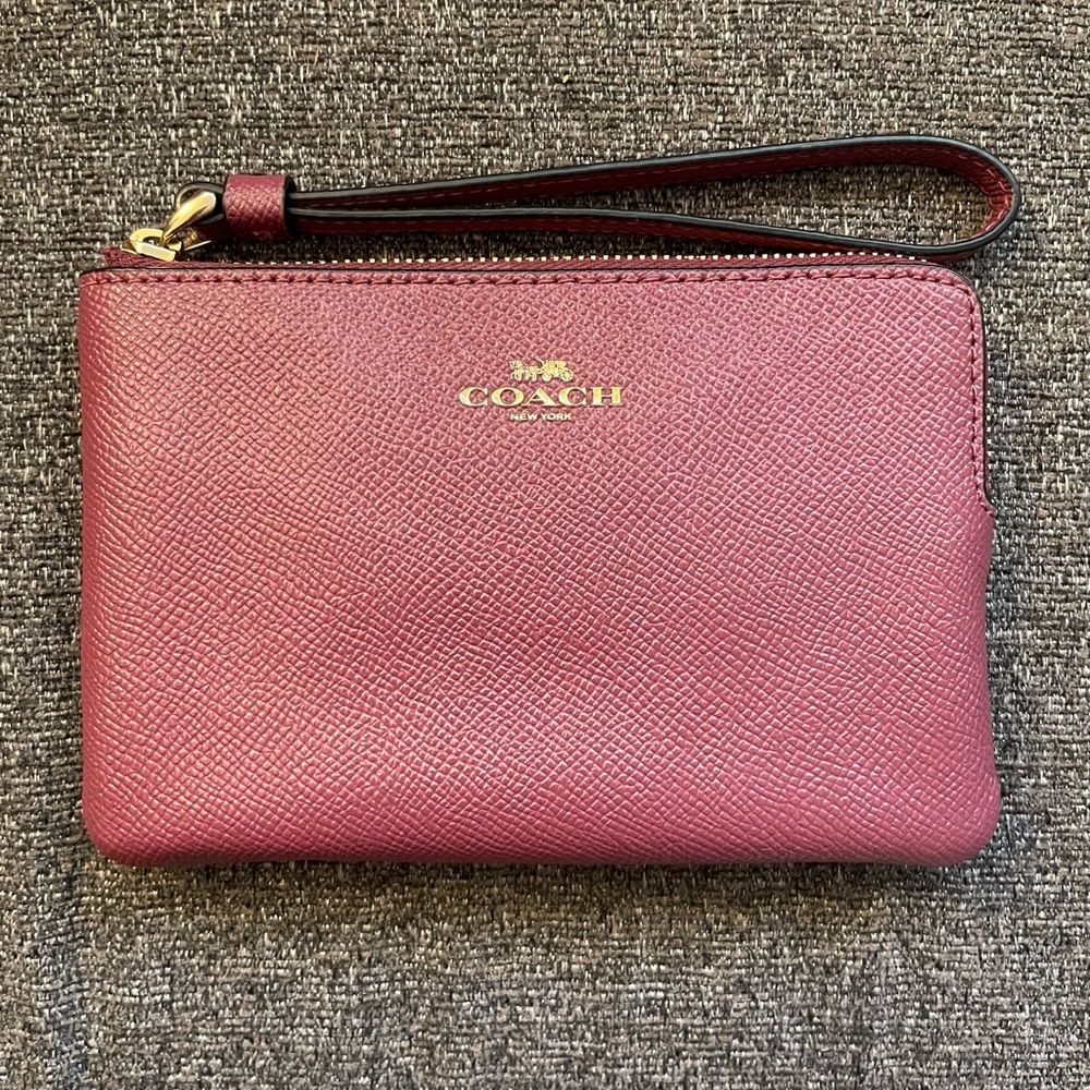 Coach Corner Zip Wristlet